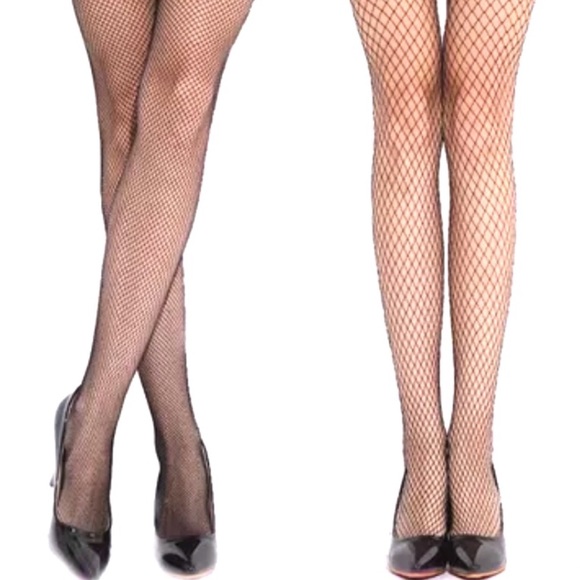 FISHNET STOCKINGS-BLACK- S OR M GAUGE HOLE SIZE-TIGHTS SHEER - Picture 3 of 7